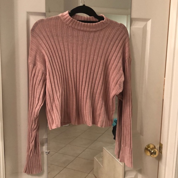 Cropped sweater - Picture 1 of 1